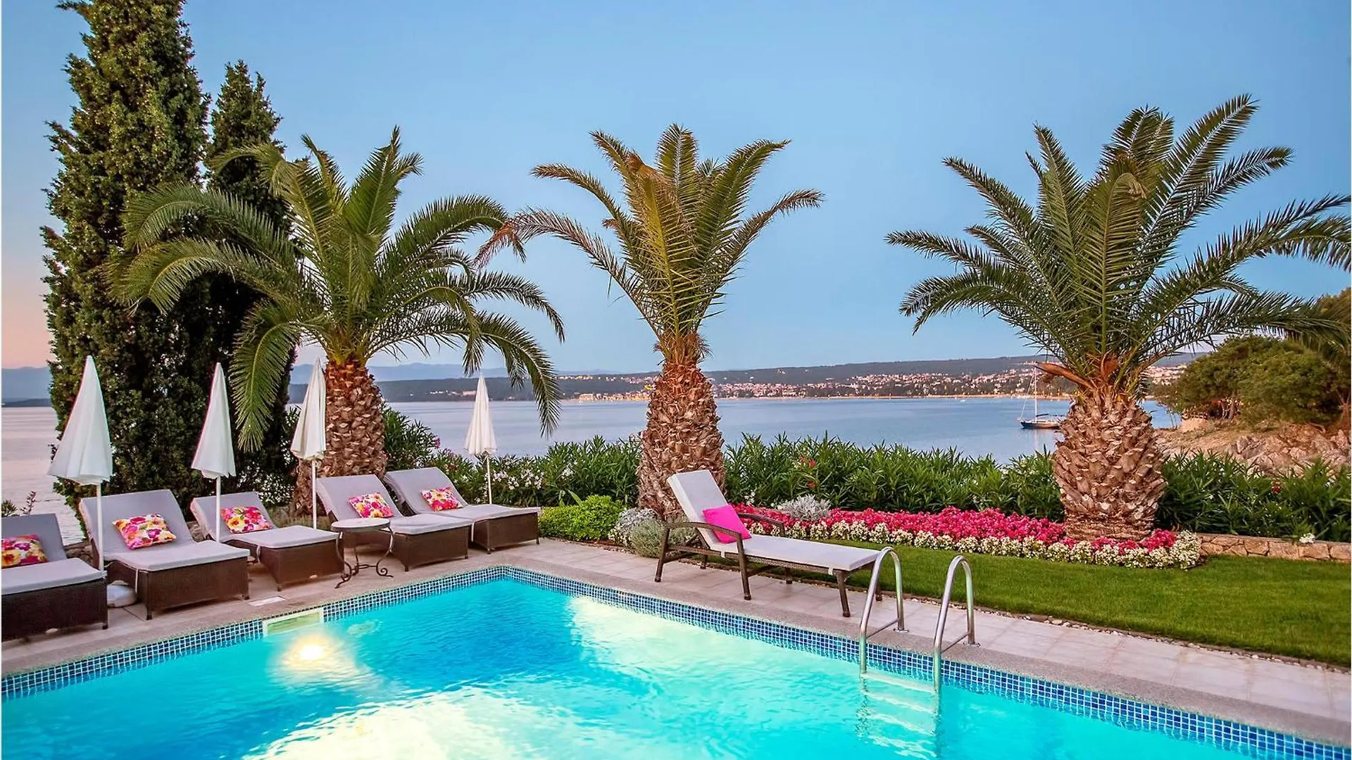 Beautiful Apartment In Porat With House Sea View 0*, Porat (Krk)