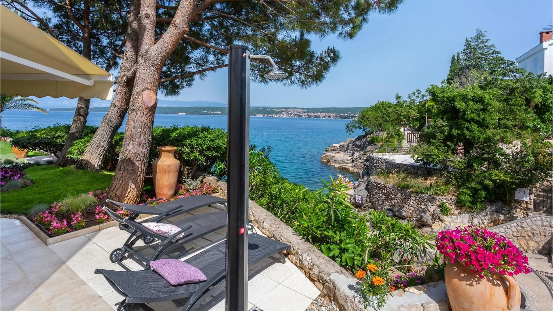 Beautiful Apartment In Porat With House Sea View  Porat (Krk)